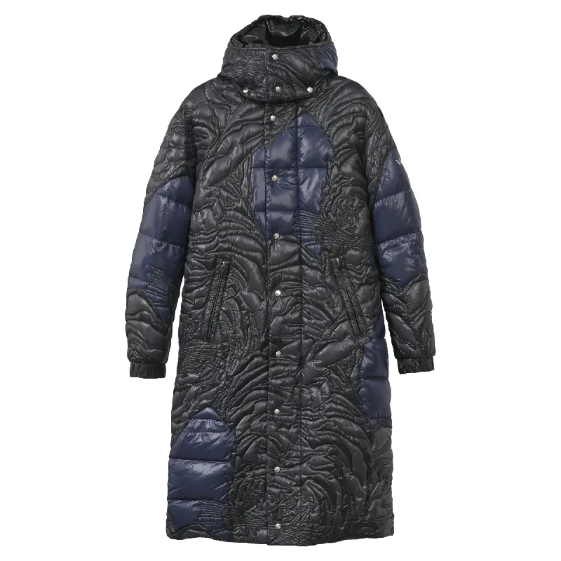 Valentino x Moncler Embroidered Tiger Re-Edition Quilted Down Coat in Blue Nylon